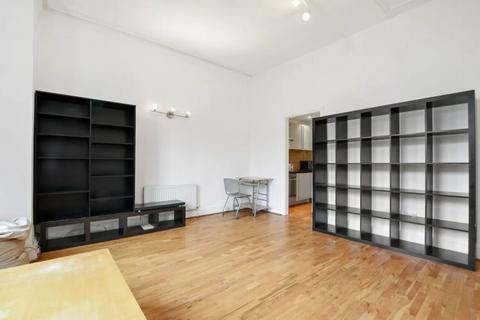 1 bedroom flat to rent, Redcliffe Gardens, Earls Court, SW10, London  SW10