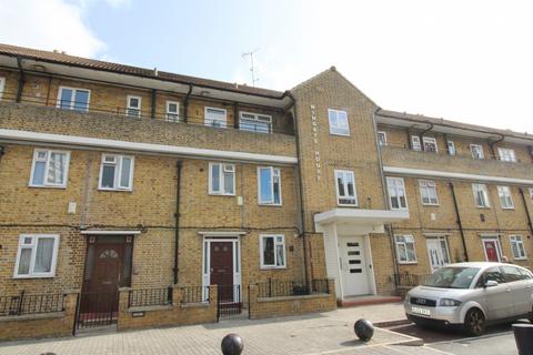 3 bedroom apartment to rent - Wingate House, Bruce Road, London, E3