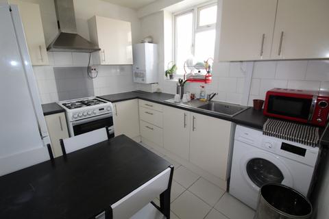 3 bedroom apartment to rent - Wingate House, Bruce Road, London, E3