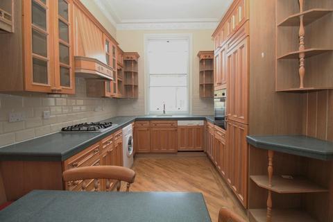 2 bedroom apartment for sale - Grand Avenue, Hove, BN3 2NA