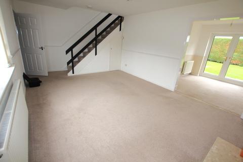 3 bedroom detached house to rent, Eccleston Road, Higher Kinnerton