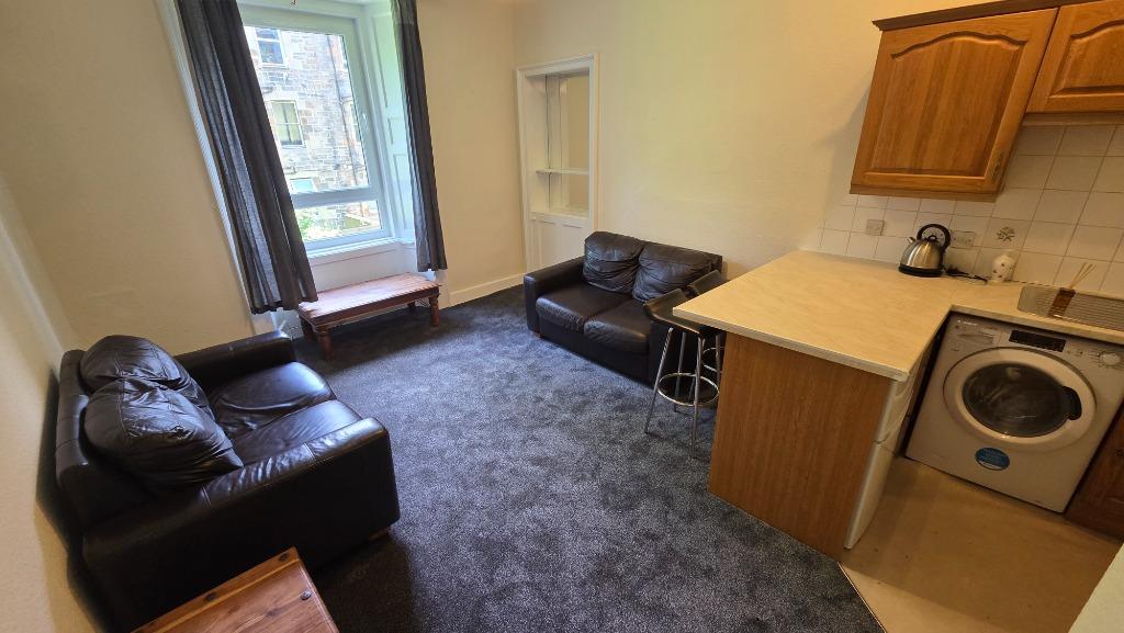 Apartment in Edinburgh - View 2