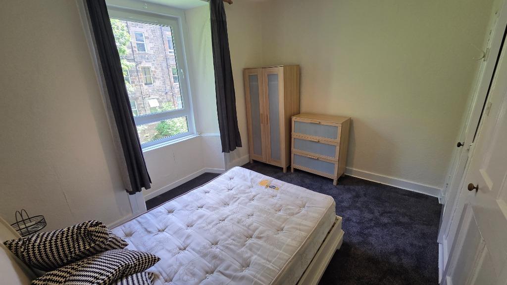 Apartment in Edinburgh - More