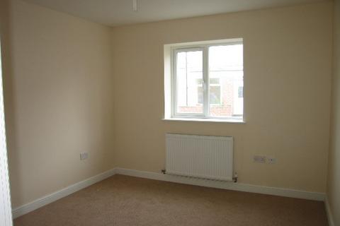 2 bedroom flat to rent, Perth Street, HULL, HU5 3NZ