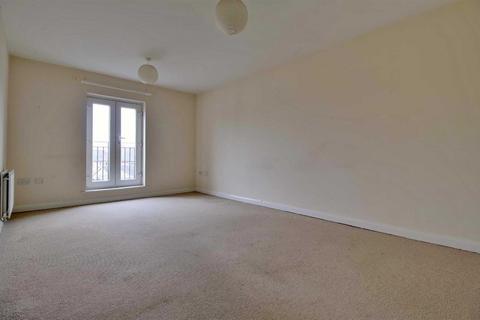 2 bedroom flat to rent, Watermint Drive, Tuffley, Gloucester