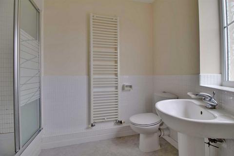 2 bedroom flat to rent, Watermint Drive, Tuffley, Gloucester