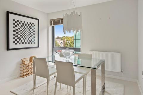 2 bedroom flat for sale, The Residence, 4 Alexandra Terrace, Guildford, Surrey, GU1