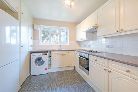 2 bedroom flat to rent, Vines Avenue, Finchley Central, N3