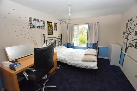 18 Danbury Road, Shirley, Solihull, B90 2BU