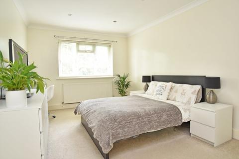 2 bedroom apartment for sale - Cavendish Court, Cavendish Avenue, Harrogate
