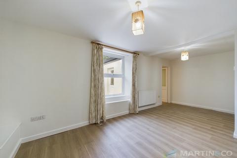 1 bedroom apartment to rent, Truro