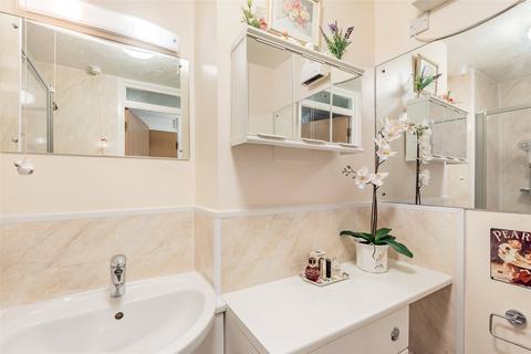 1 bedroom apartment for sale, Brook Court, Sutton SM3
