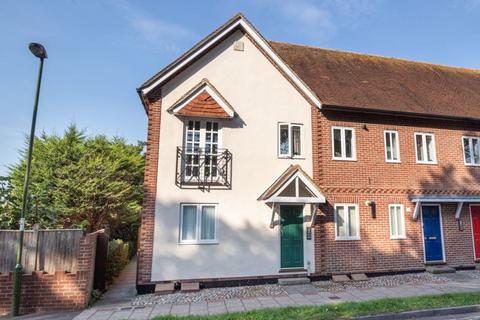 2 bedroom apartment for sale, Velyn Avenue, Chichester