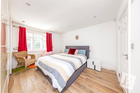 311 Corbets Tey Road, Upminster, RM14 2DE