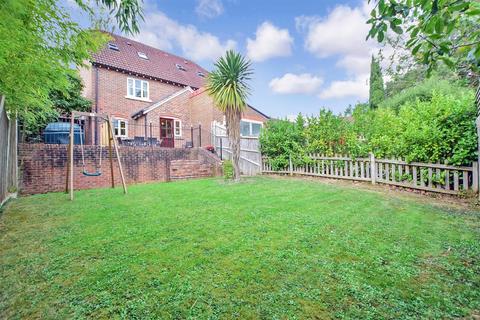 3 bedroom semi-detached house for sale - Willetts Way, Loxwood, West Sussex