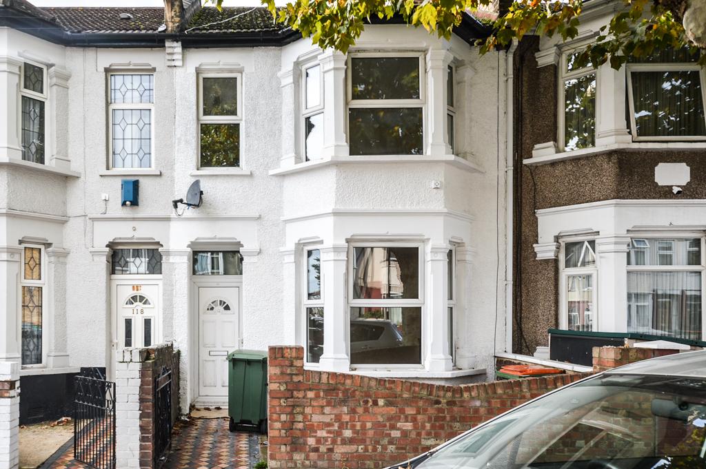 Dersingham Avenue, London E12 4 bed house for sale £465,000