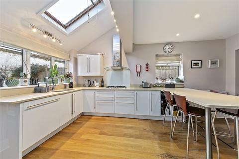 4 bedroom terraced house for sale, Sheen Road, Richmond, TW9