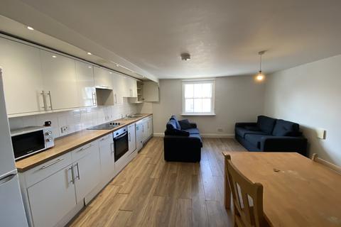 6 bedroom flat to rent, 10 North Street, Brighton BN1