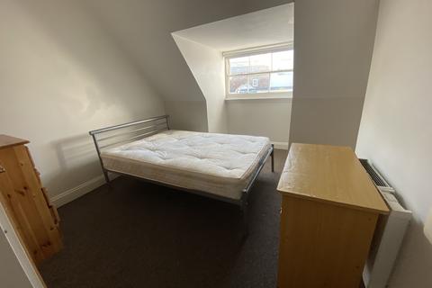 6 bedroom flat to rent, 10 North Street, Brighton BN1