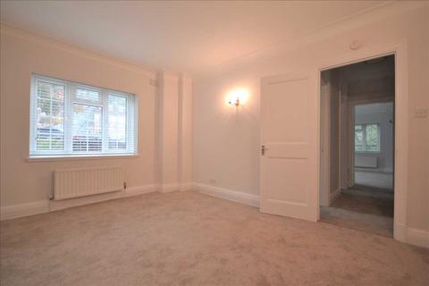 1 bedroom apartment to rent, Herga Court, Sudbury Hill, Harrow on the Hill