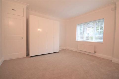 1 bedroom apartment to rent, Herga Court, Sudbury Hill, Harrow on the Hill