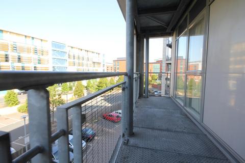 1 bedroom apartment to rent, Longleat Avenue, Park Central, B15
