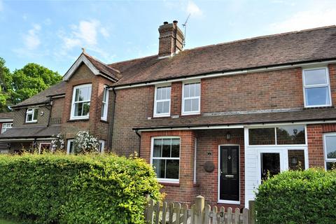 2 bedroom terraced house to rent, Meadow View, ROTHERFIELD