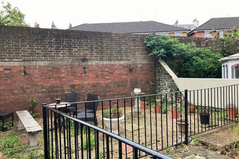 1 bedroom apartment for sale, Hanover Crescent, Brighton