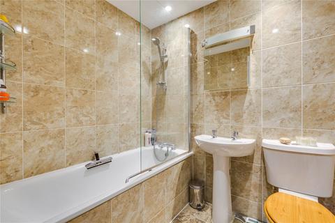 2 bedroom flat for sale, Hindon Court, 104 Wilton Road, London, SW1V