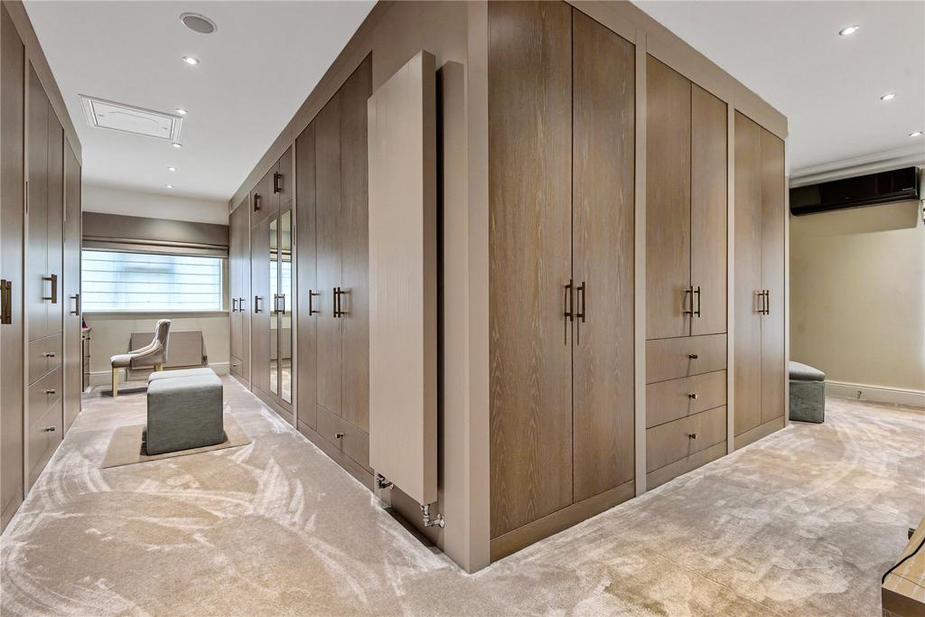 Dressing Room