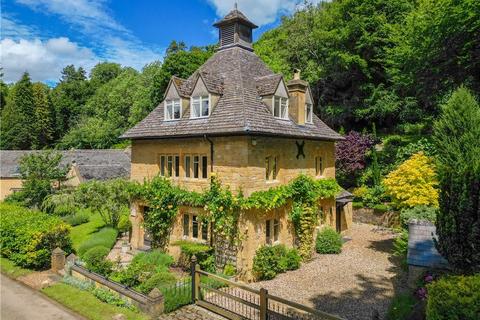 undefined, Middle Hill, Broadway, Worcestershire, WR12