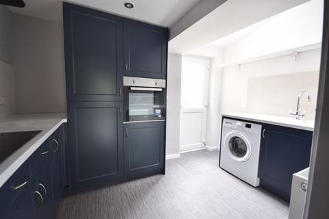 2 bedroom terraced house to rent, Brooklands, Llanharry CF72 9JQ