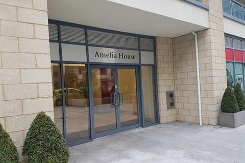 Studio to rent, Amelia House