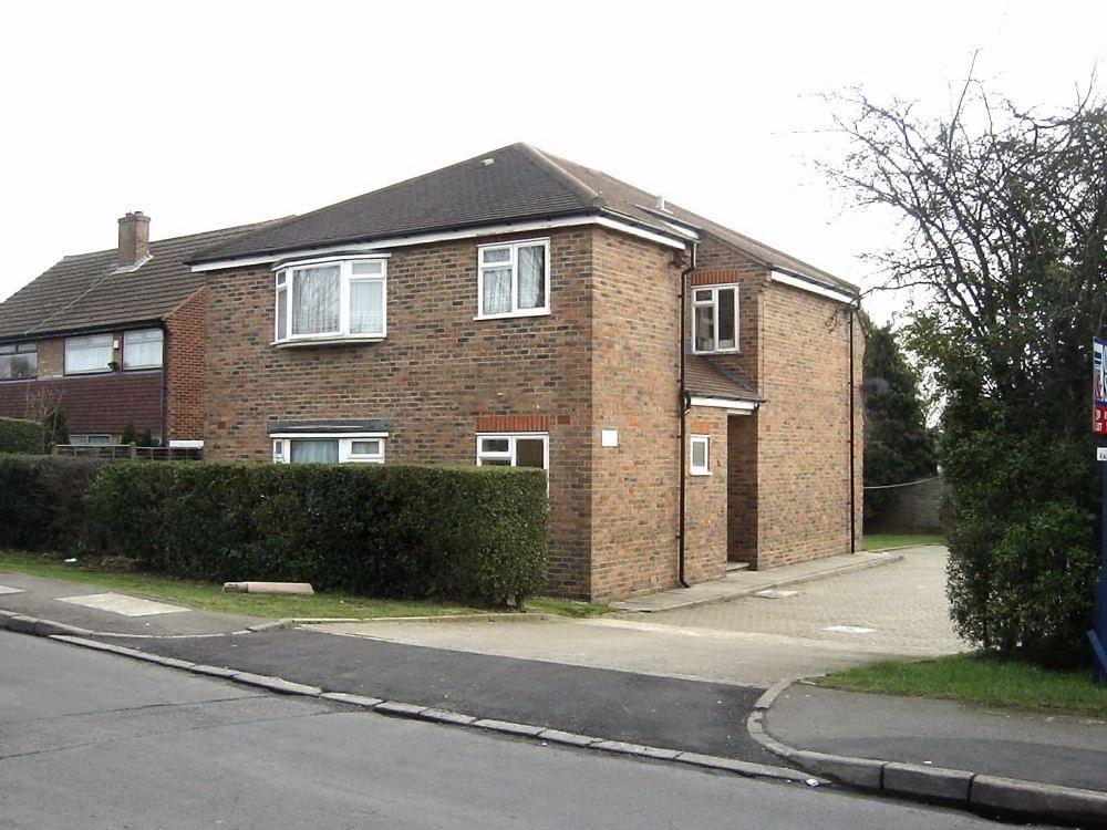 Flat 4 Nicholls Court, 2c Nicholls Avenue, Hillingdon, UB8 Studio £