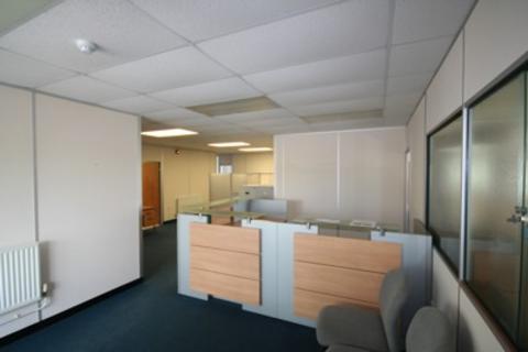 Office to rent, Hangar 5 Offices , Thruxton Industrial Estate, Thruxton, Andover, Hampshire, SP11 8PW