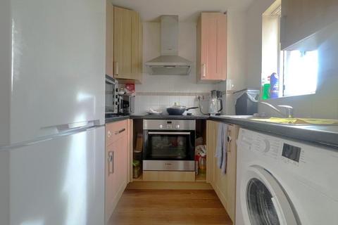 1 bedroom flat to rent, Streamside Close, Edmonton