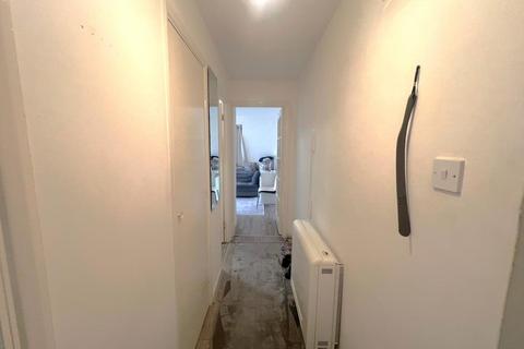 1 bedroom flat to rent, Streamside Close, Edmonton