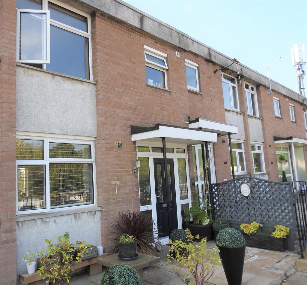 Stoneleigh Broadway, Stoneleigh KT17 2 bed for sale £349,995