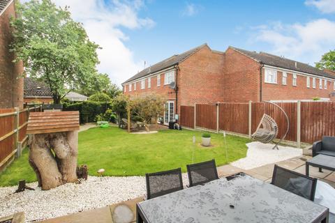 2 bedroom terraced house for sale, Greenview Close, Kempston, Bedford
