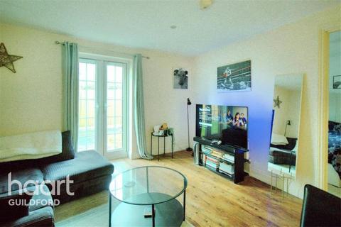 1 bedroom flat to rent, Hillcrest Court
