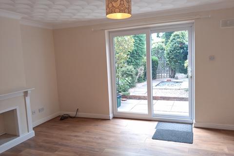 2 bedroom semi-detached house to rent, Saxon Street, Wrexham LL13