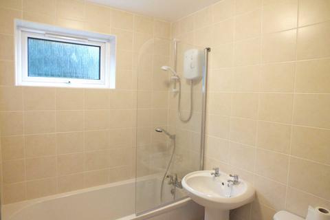 2 bedroom flat to rent, Eastern Road, Sutton Coldfield