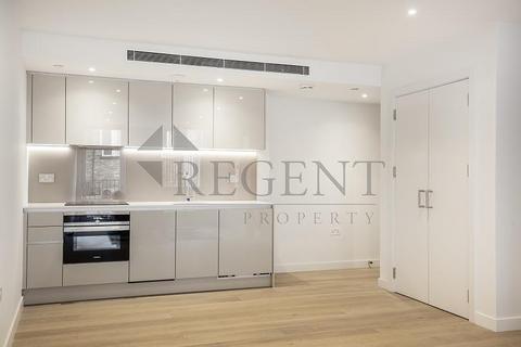 1 bedroom apartment to rent, Albion Court, Albion Place, W6
