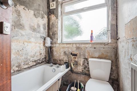9 Meadow Close, Chislehurst, BR7 6JB
