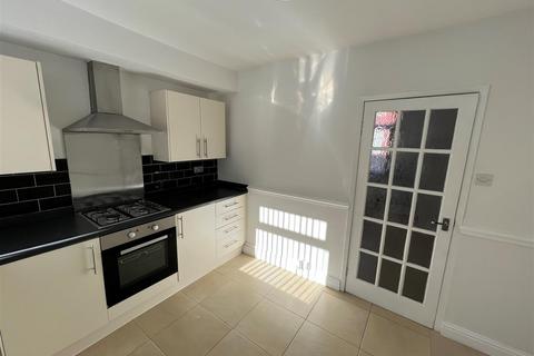 2 bedroom terraced house to rent, Killarney Road, Old Swan, Liverpool