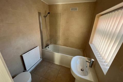 2 bedroom terraced house to rent, Killarney Road, Old Swan, Liverpool