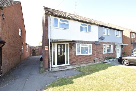 3 bedroom semi-detached house to rent - Woodside Way, Reading, Berkshire, RG2