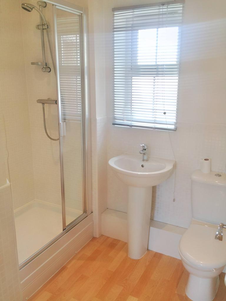 Apartment in Halifax - More