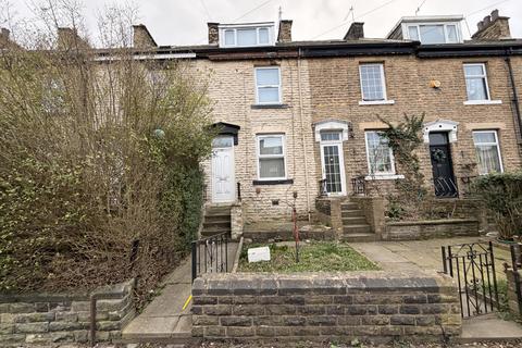 2 bedroom terraced house to rent, New Hey Road, Bradford BD4