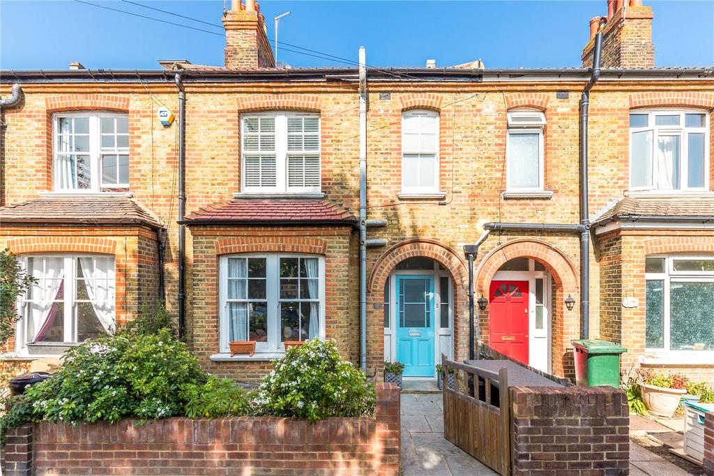 Manor Grove, Richmond, Surrey 3 bed terraced house - £900,000